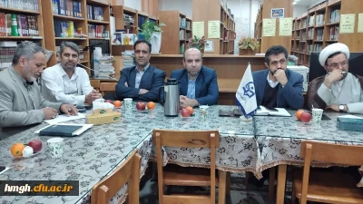 با حضور مسؤولان دانشگاه فرهنگیان استان قم برگزار شد: 

جلسه شورای اداری پردیس حضرت معصومه(س)
