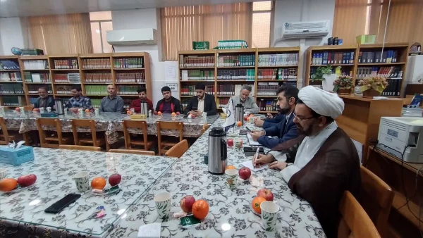 با حضور مسؤولان دانشگاه فرهنگیان استان قم برگزار شد: 

جلسه شورای اداری پردیس حضرت معصومه(س) 2