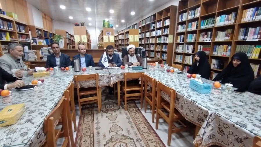 با حضور مسؤولان دانشگاه فرهنگیان استان قم برگزار شد: 

جلسه شورای اداری پردیس حضرت معصومه(س) 2